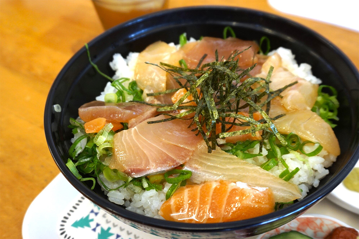 宇佐もんや